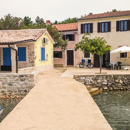 Holiday House Punta Blue & Orange 5M From The Sea, Island Cres Punta Kriza Exterior photo