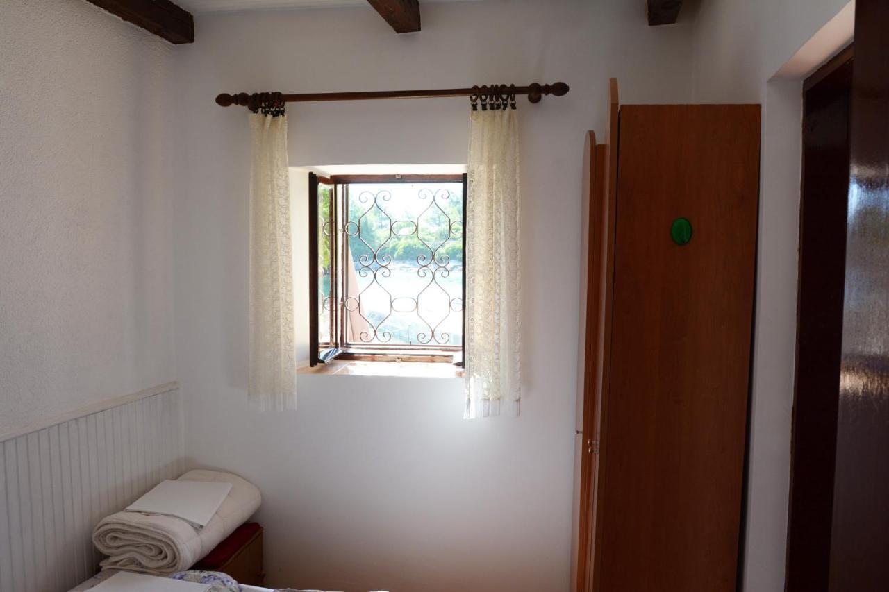 Holiday House Punta Blue & Orange 5M From The Sea, Island Cres Punta Kriza Exterior photo